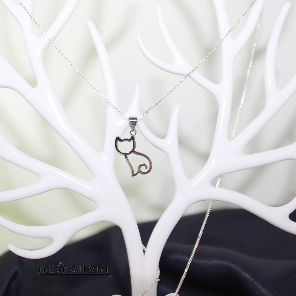 Sterling Silver Pretty Cat Pendant Necklace