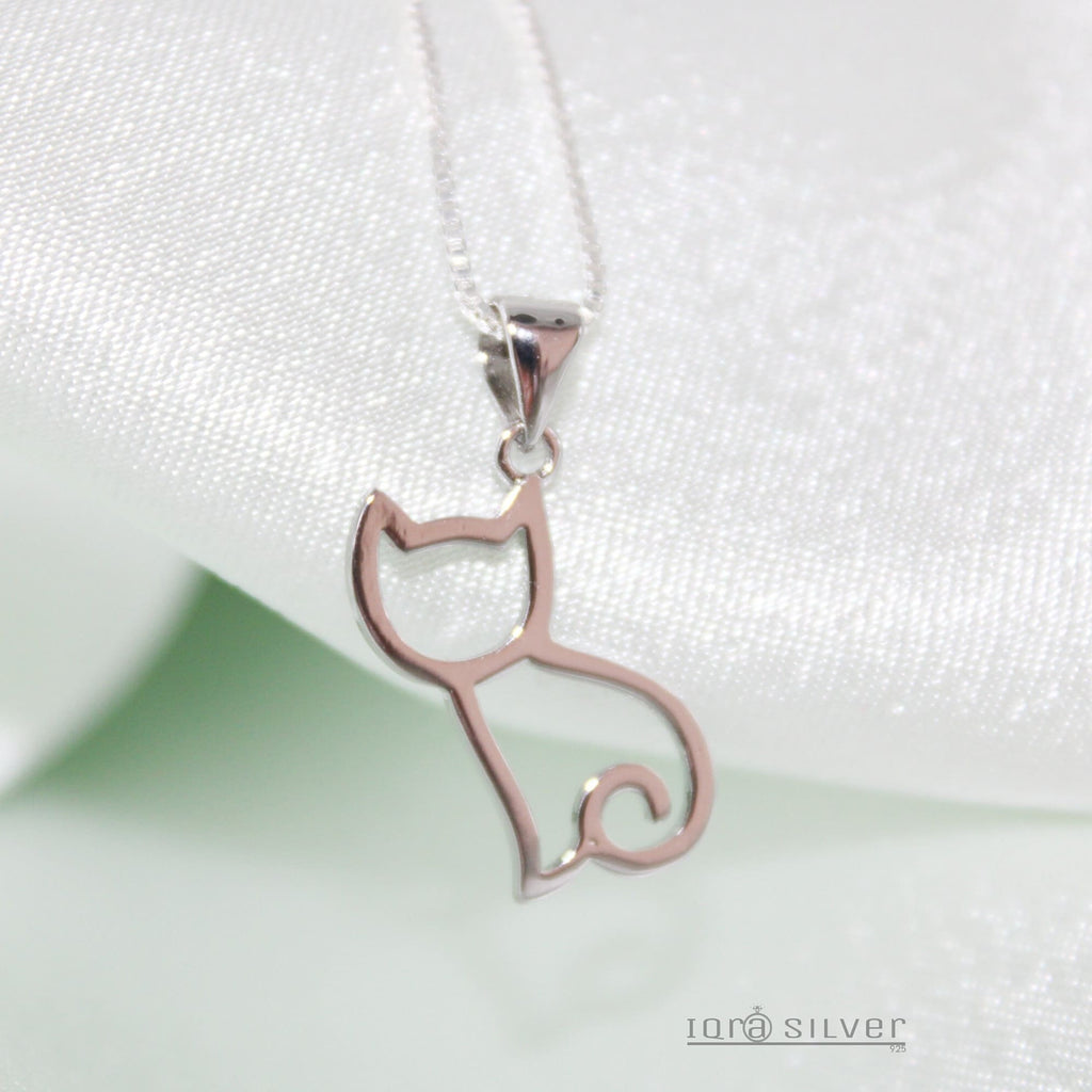 Sterling Silver Pretty Cat Pendant Necklace
