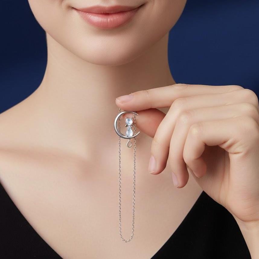 Moonstone Cat Pendant Chain Necklace in Sterling Silver