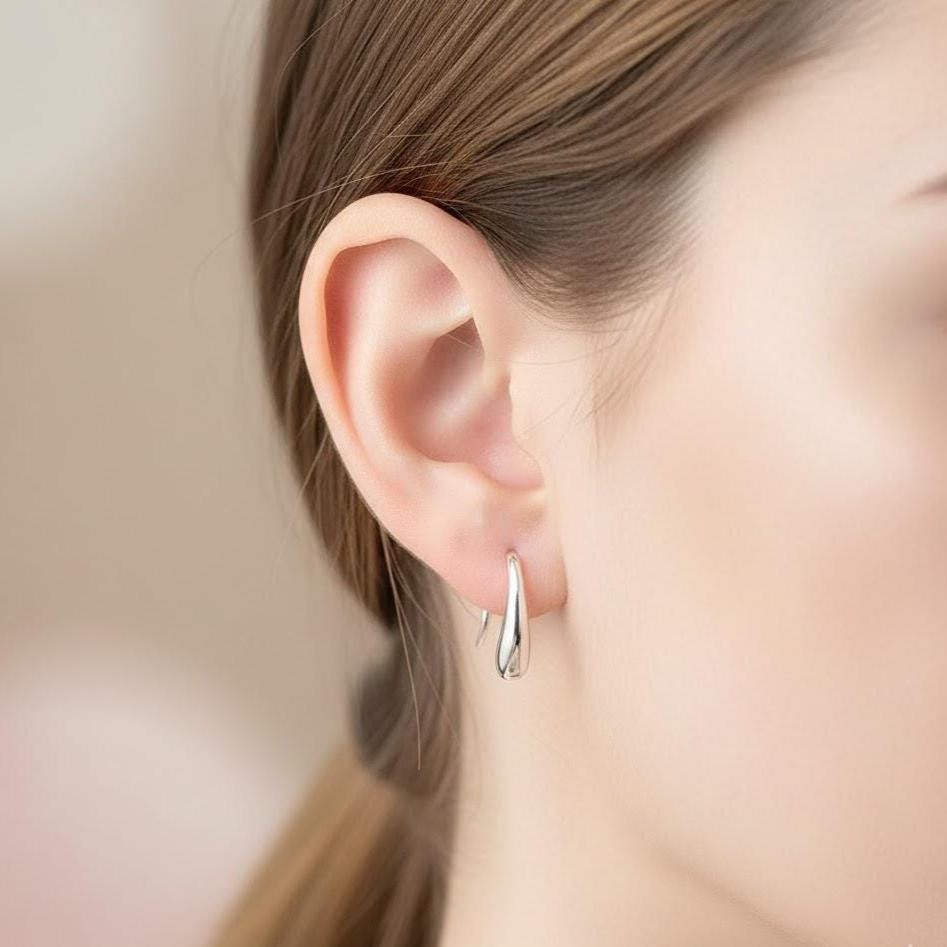 Water Drop Dangle Earrings In Sterling Silver