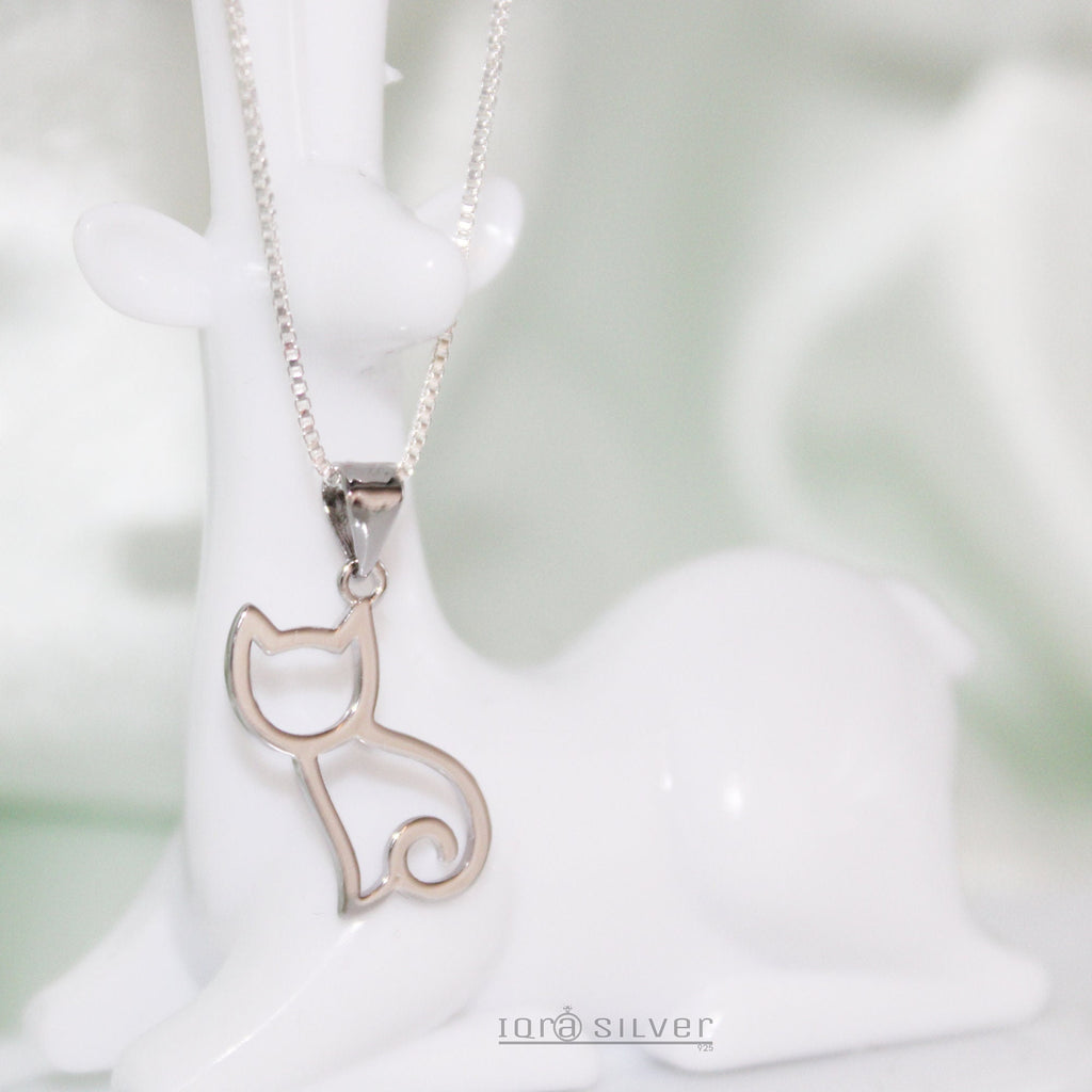Sterling Silver Pretty Cat Pendant Necklace