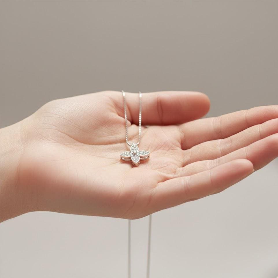 Four-Leaf Clover Pendant Necklace In Sterling Silver